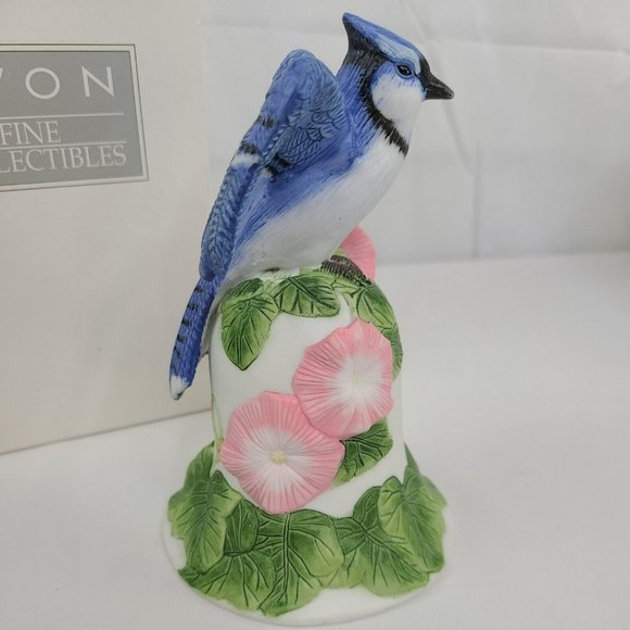 Vintage 2001 Avon Porcelain Blue Jay & Flower Bell Collector’s Gift Spring - Picture 3 of 11